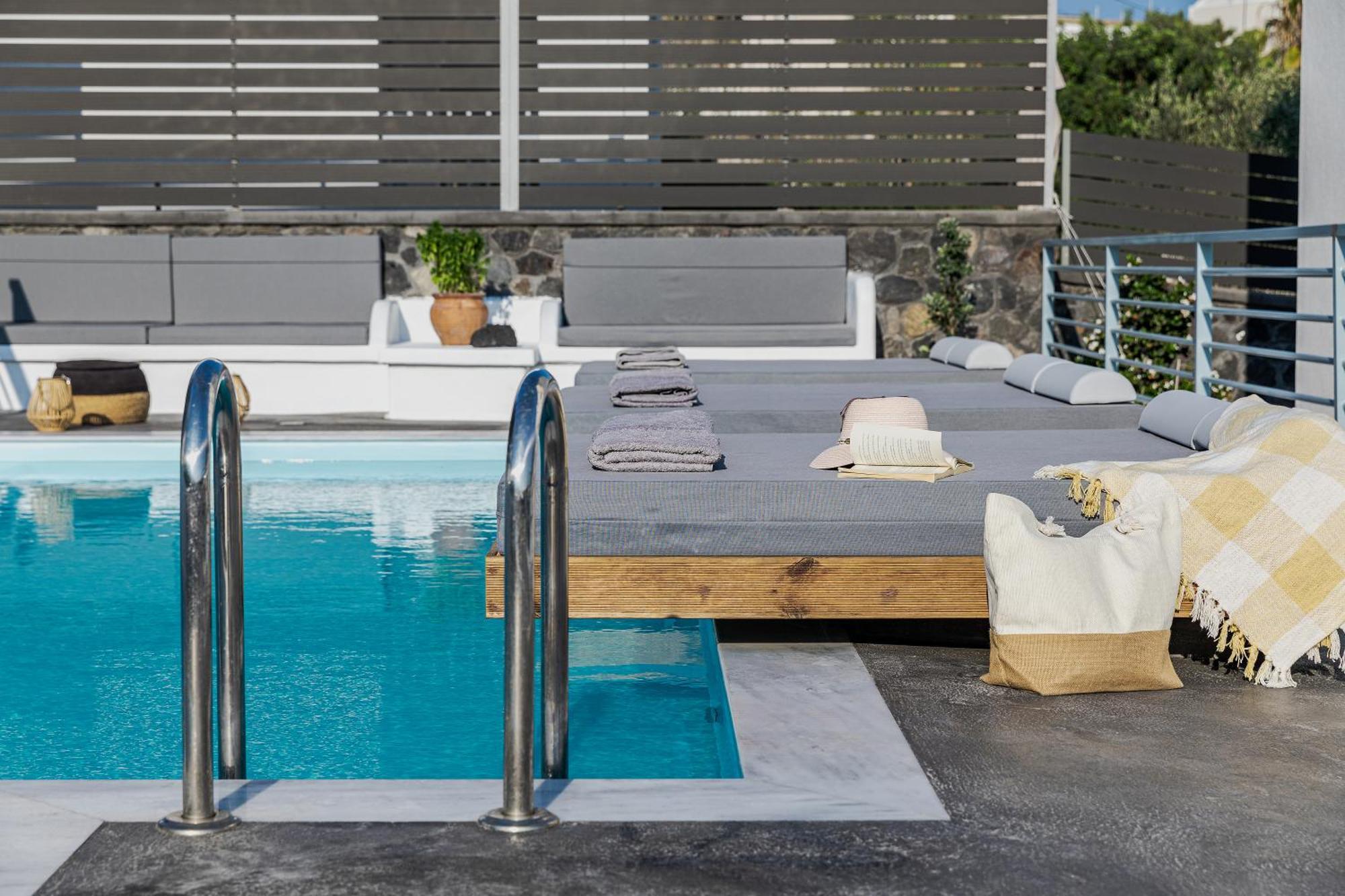 Blackstone Luxury Suites Emporio  Екстер'єр фото