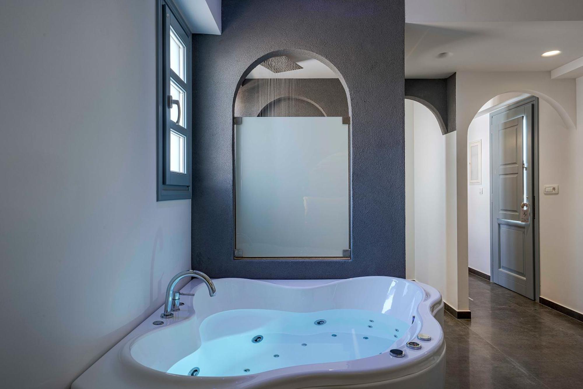 Blackstone Luxury Suites Emporio  Номер фото