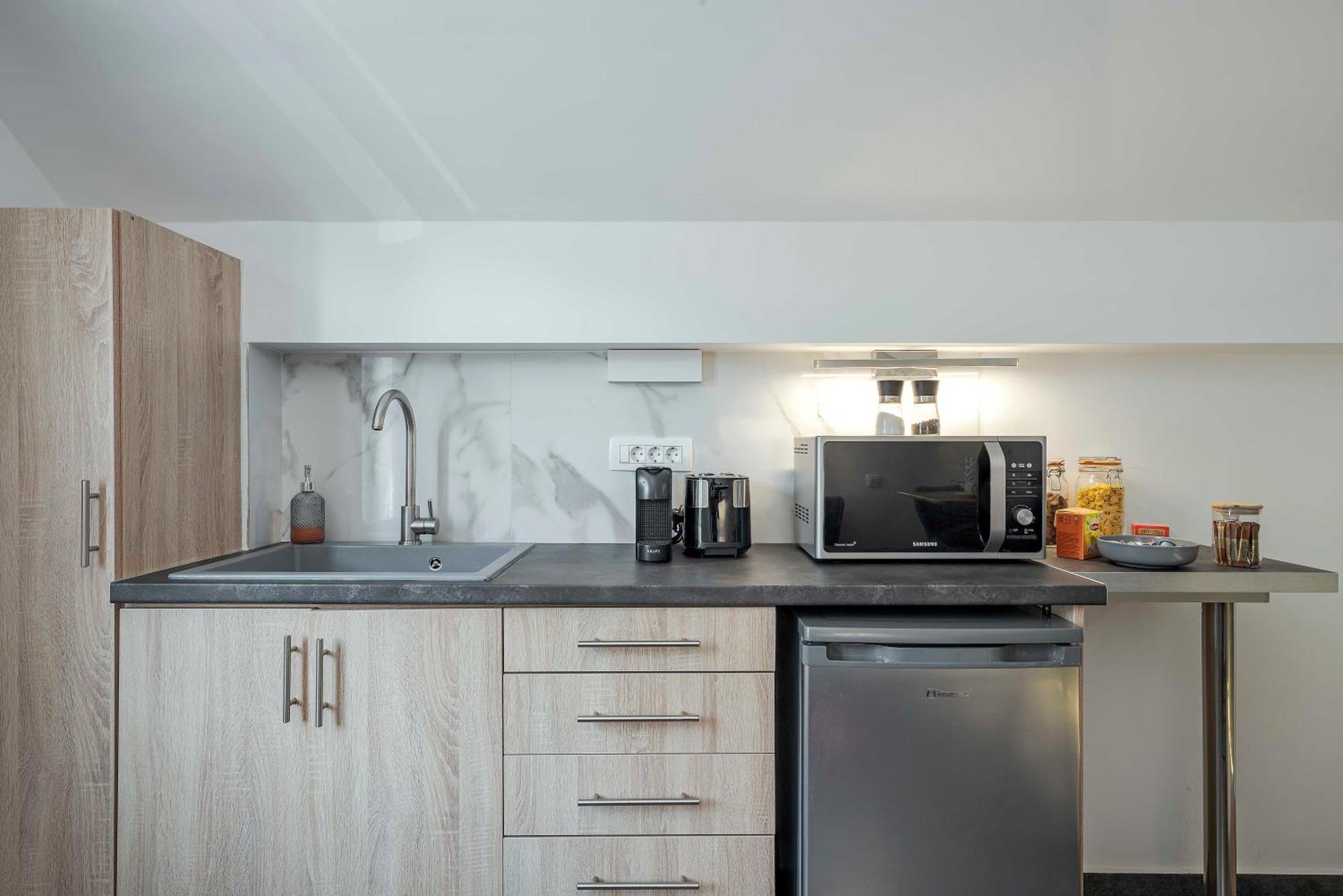 Blackstone Luxury Suites Emporio  Номер фото